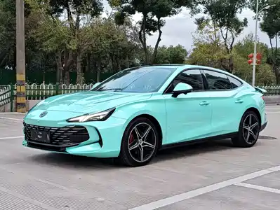 MG MG7 2025