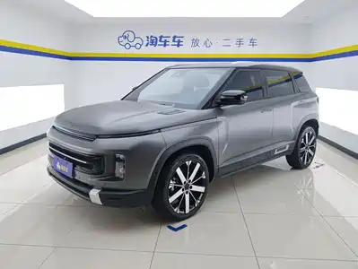 Geely ICON 2024