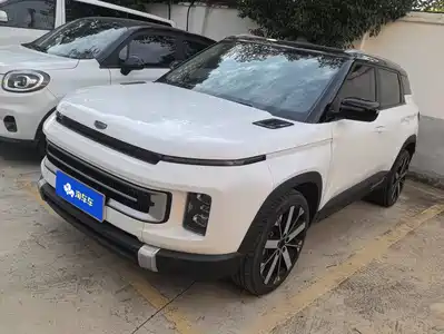 Geely ICON 2023