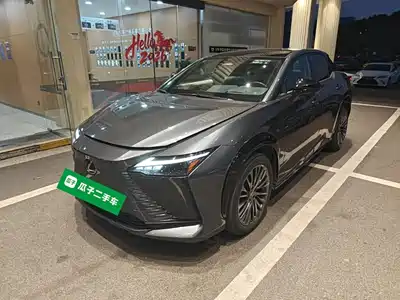 Lexus RZ 2023