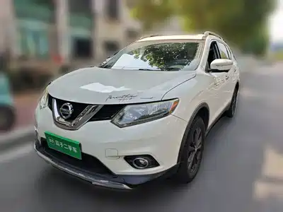 Nissan X-Trail 2015