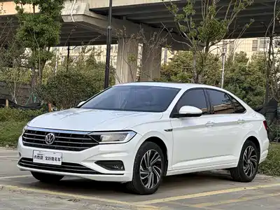 Volkswagen Sagitar 2022