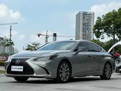 Lexus ES 2021
