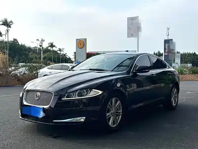 Jaguar XF 2015