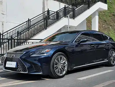 Lexus LS 2019