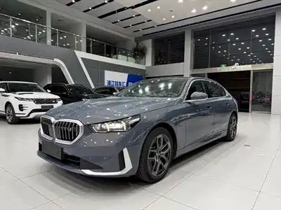 BMW i5 2025