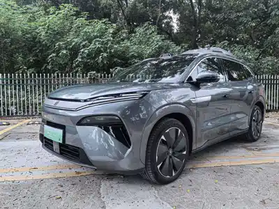 BYD Tang L 2025