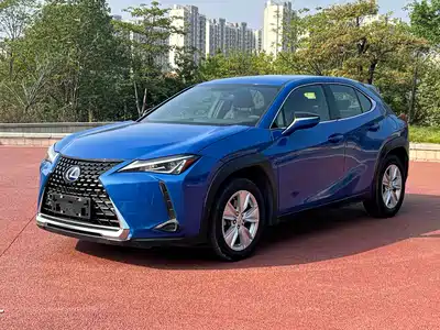 Lexus UX 2021