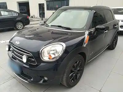 MINI COUNTRYMAN 2015