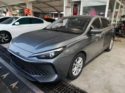 Roewe i5 2025