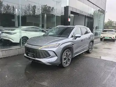 BYD Song L DM-i 2025