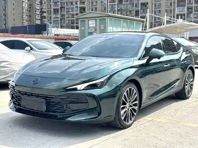 MG MG7 2025