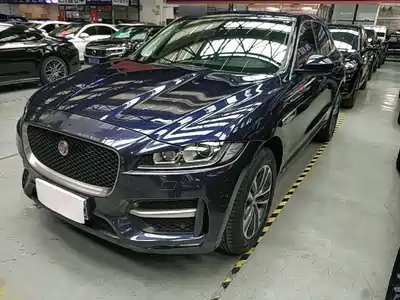 Jaguar F-PACE 2017