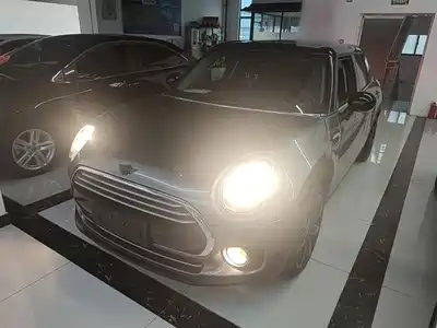 MINI CLUBMAN 2018