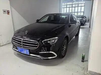 Mercedes-Benz E-Class 2023