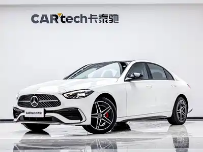 Mercedes-Benz C-Class 2024