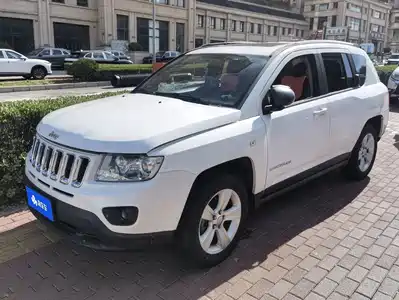 Jeep Compass (Import) 2012