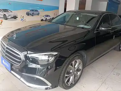 Mercedes-Benz E-Class 2021