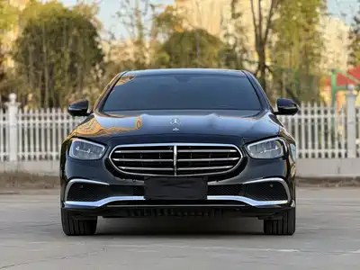 Mercedes-Benz E-Class 2023