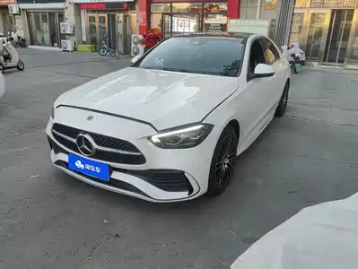 Mercedes-Benz C-Class 2025