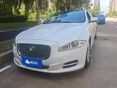 Jaguar XJ 2015