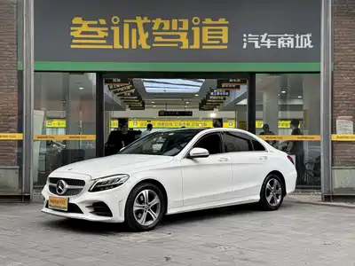 Mercedes-Benz C-Class 2021