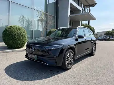 Mercedes-Benz EQB 2025