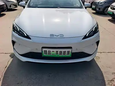 BYD Seal 05 DM-i 2025