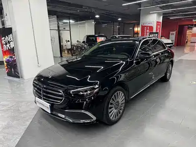 Mercedes-Benz E-Class 2022