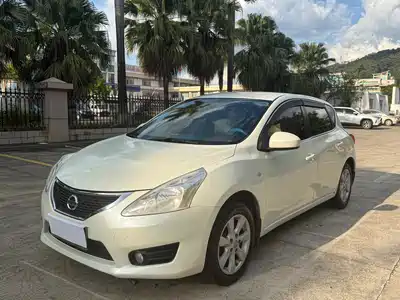 Nissan Tiida 2014