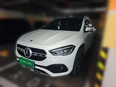 Mercedes-Benz GLA 2024
