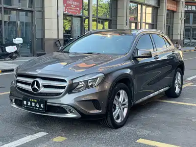 Mercedes-Benz GLA 2015