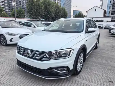 Volkswagen C-TREK 2017
