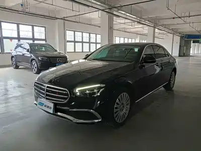 Mercedes-Benz E-Class 2022