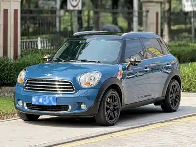 MINI COUNTRYMAN 2012