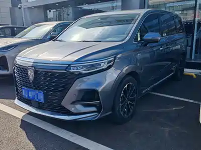 Roewe iMAX8 2021