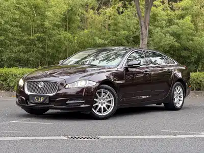 Jaguar XJ 2013