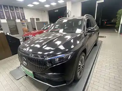 Mercedes-Benz EQB 2024