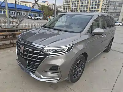 Roewe iMAX8 EV 2024