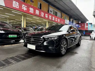 Mercedes-Benz E-Class 2025