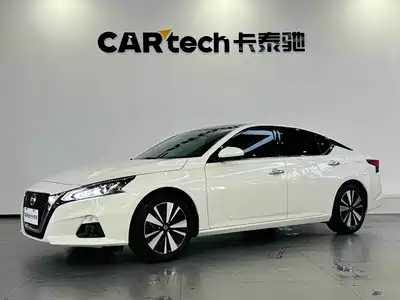 Nissan Teana 2022