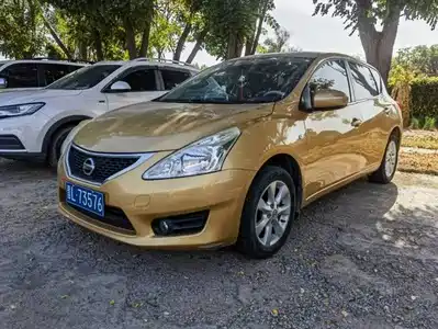 Nissan Tiida 2012
