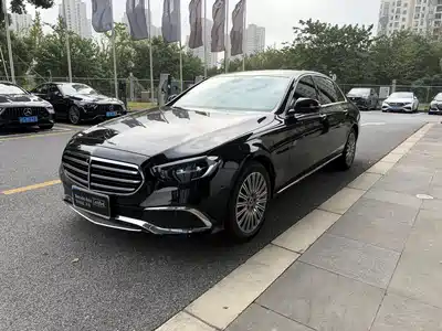 Mercedes-Benz E-Class 2021