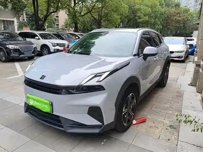 Lynk & Co 06 EM-P 2024