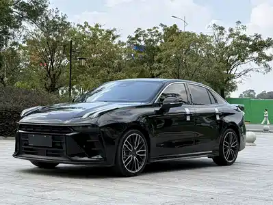 Lynk & Co 03 2025