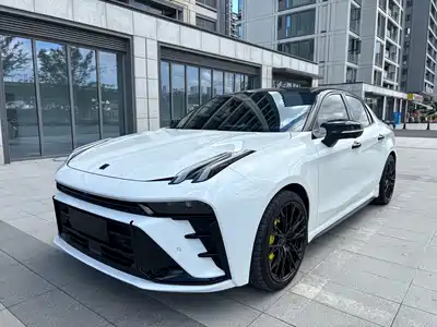 Lynk & Co 03 2025