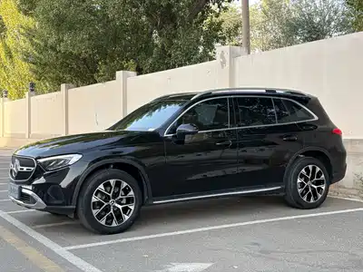 Mercedes-Benz GLC 2023