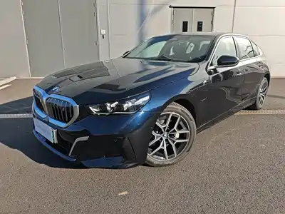 BMW i5 2025