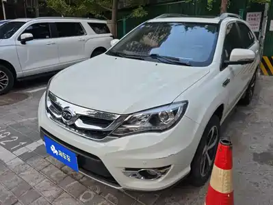 BYD S7 2016