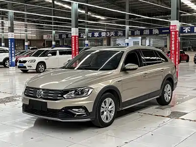 Volkswagen C-TREK 2018